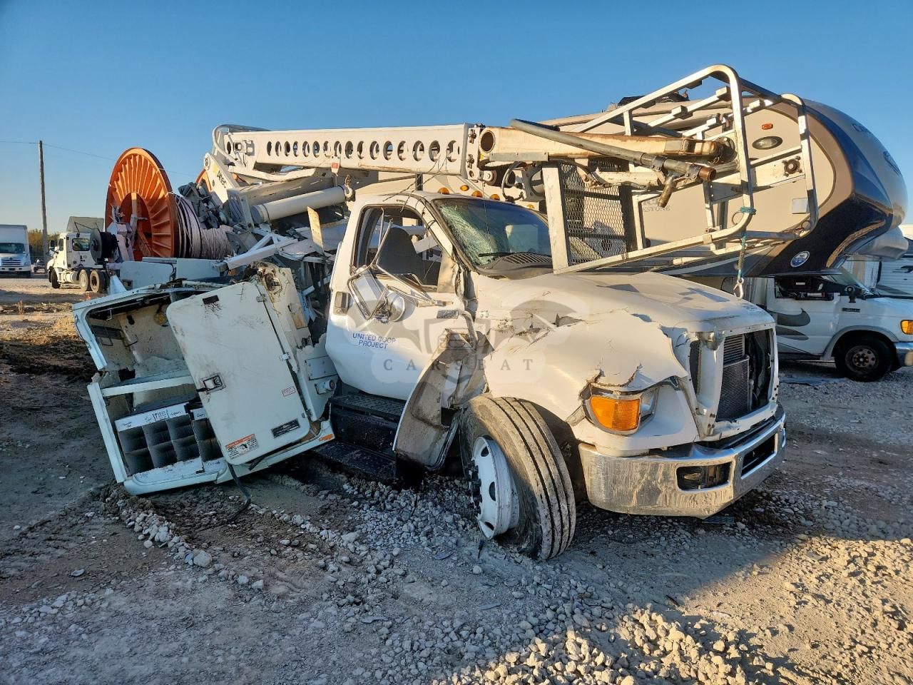 Ford F750 SUPER DUTY 6.7L 6 2013
