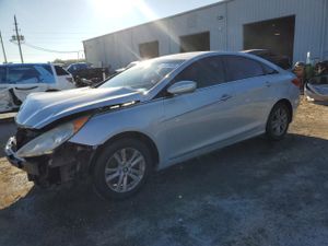 Hyundai Sonata GLS 2.4L 4 2013