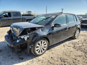 Volkswagen Golf 2.0L 4 2014