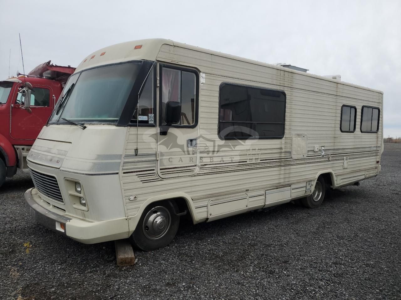 Chevrolet P30 7.4L 8 1985