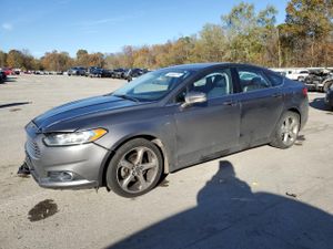 Ford Fusion SE 1.6L 4 2013