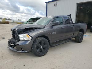 RAM 1500 ST 5.7L 8 2015
