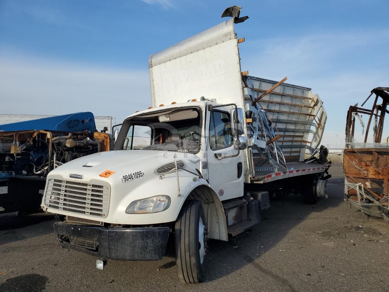 Freightliner Business Class M2 106 MEDIUM DUTY 6.7L 6 2015