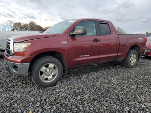 Toyota Tundra DOUBLE CAB SR5 5.7L 8 2010