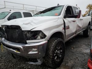 RAM 3500 LARAMIE 6.7L 6 2015