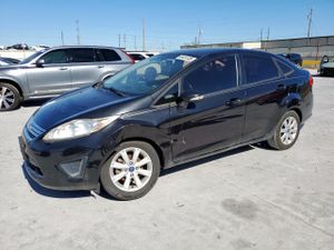 Ford Fiesta SE 1.6L 4 2013