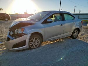 Chevrolet Aveo (Sonic) LT 1.8L 4 2014