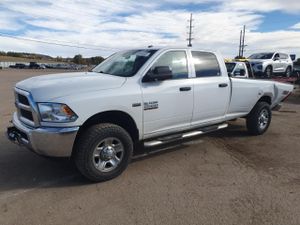 RAM 2500 ST 5.7L 8 2015