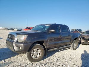 Toyota Tacoma DOUBLE CAB 4.0L 6 2015