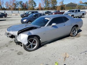 Dodge Challenger R/T 5.7L 8 2014