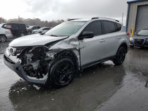 Toyota Rav4 LE 2.5L 4 2015