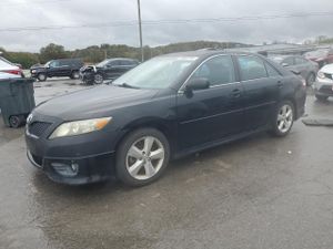 Toyota Camry BASE 2.5L 4 2011