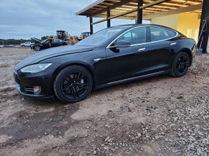 Tesla Model S 2015