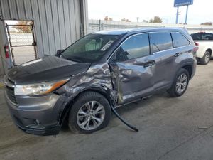 Toyota Highlander XLE 3.5L 6 2015