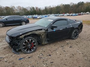 Ford Mustang 3.7L 6 2012