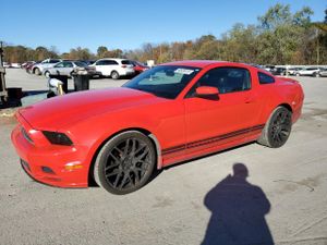 Ford Mustang 3.7L 6 2014