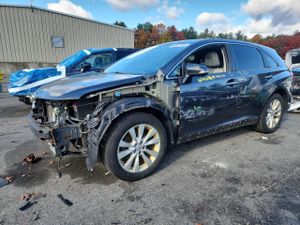 Toyota Venza LE 2.7L 4 2013