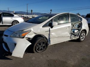 Toyota Prius 1.8L 4 2012