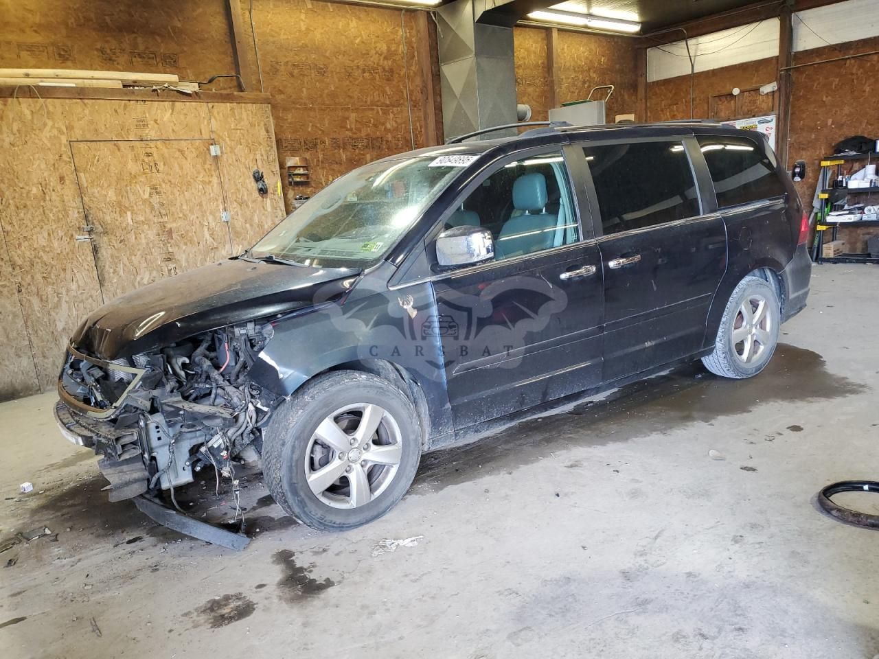Volkswagen Routan SEL 4.0L 6 2010