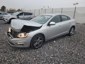 Volvo S60 T5 2.5L 5 2014