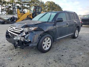 Toyota Highlander BASE 2.7L 4 2012
