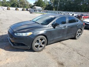 Ford Fusion SE 2.5L 4 2013