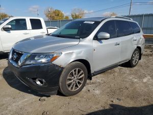 Nissan Pathfinder S 3.5L 6 2015