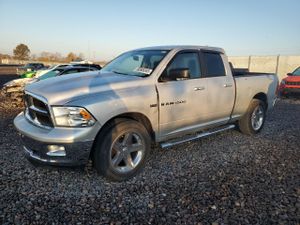 Dodge RAM 5.7L 8 2011