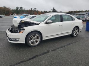 Volkswagen Passat SEL 1.8L 4 2014