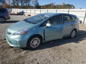 Toyota Prius 1.8L 4 2013