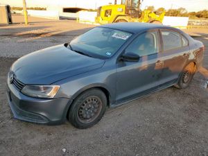 Volkswagen Jetta BASE 2.0L 4 2014
