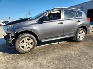 Toyota Rav4 LE 2.5L 4 2015