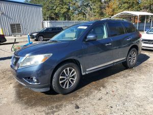 Nissan Pathfinder S 3.5L 6 2013