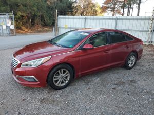 Hyundai Sonata SE 2.4L 4 2015