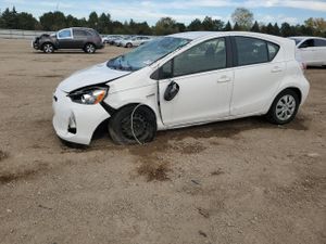 Toyota Prius 1.5L 4 2013