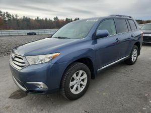 Toyota Highlander BASE 3.5L 6 2013