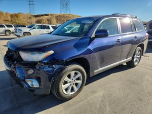 Toyota Highlander BASE 3.5L 6 2012