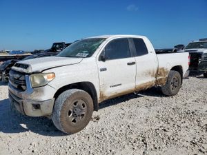 Toyota Tundra DOUBLE CAB SR 5.7L 8 2015
