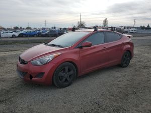 Hyundai Elantra GLS 1.8L 4 2013