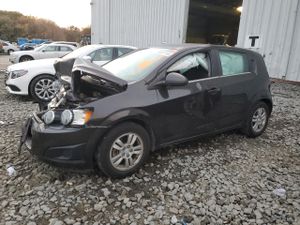 Chevrolet Aveo (Sonic) LT 1.4L 4 2013