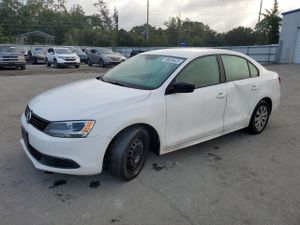 Volkswagen Jetta BASE 2.0L 4 2014