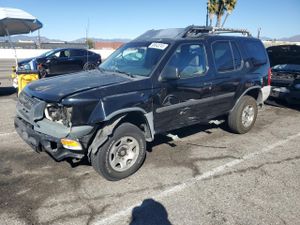 Nissan Xterra XE 3.3L 6 2000