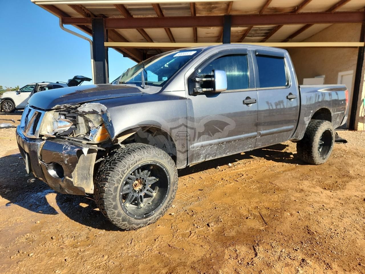 Nissan Titan XE 5.6L 8 2005