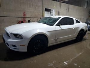 Ford Mustang 3.7L 6 2014