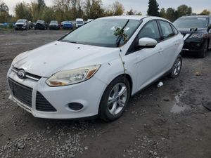 Ford Focus SE 2.0L 4 2013