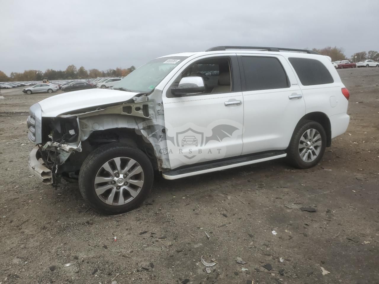 Toyota Sequoia LIMITED 5.7L 8 2015