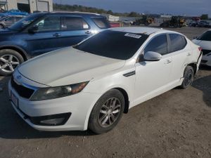 Kia Optima LX 2.4L 4 2012