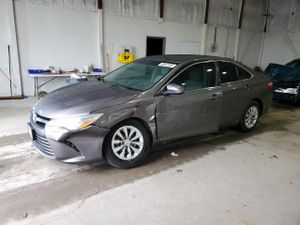 Toyota Camry LE 2.5L 4 2015