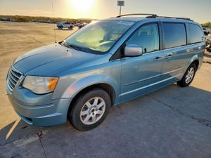 Chrysler Town & Country TOURING 3.8L 6 2010