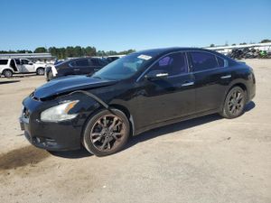 Nissan Maxima S 3.5L 6 2014